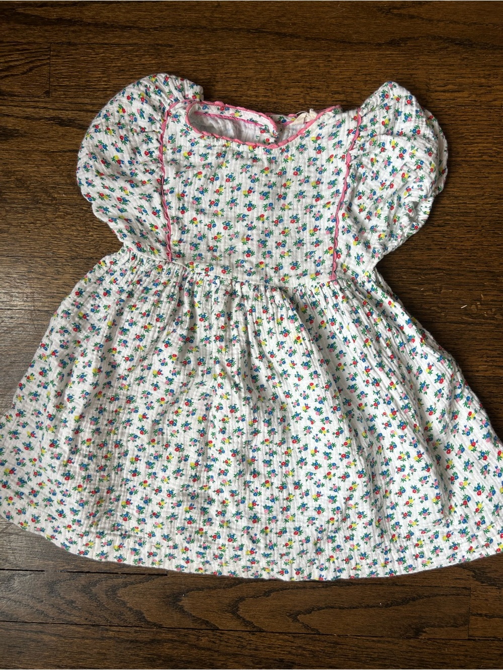 Mini Boden White Floral Dress with Ric Rac size 3/4